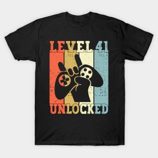 Level 41 Unlocked Video Gamer 41 Years Old 41st Birthday Level Unlocked T-Shirt